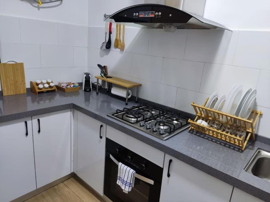 Superbe Appartement Avec Parking Gratuit Et Garde Ντακάρ Εξωτερικό φωτογραφία