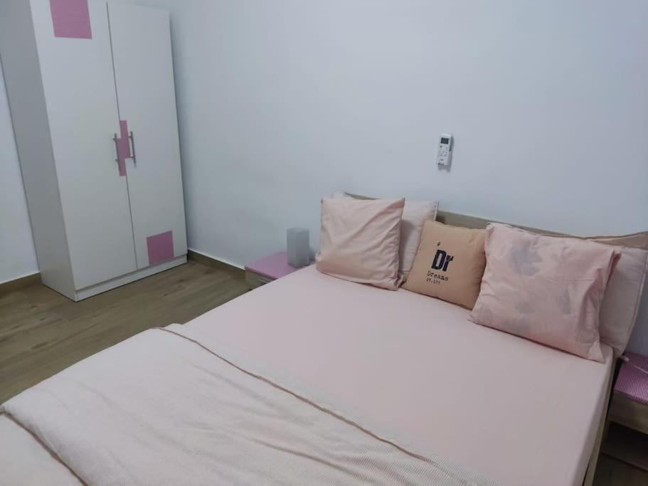 Superbe Appartement Avec Parking Gratuit Et Garde Ντακάρ Εξωτερικό φωτογραφία